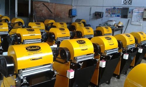 Banana Fiber Extractor Machine, Capacity : 10-20kg