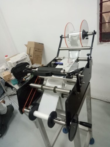 KSS Bottle Sticker Labeling Machine