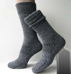 Plain Unisex winter socks, Feature : Anti Bacterial, Anti Wrinkled, Comfortable, SoftTexture