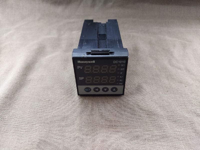 HONEYWELL DC1010 TEMPERATURE CONTROLLER DC1010CL30200BE Buy honeywell