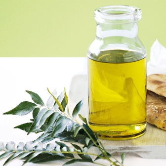 Curry leaf oil