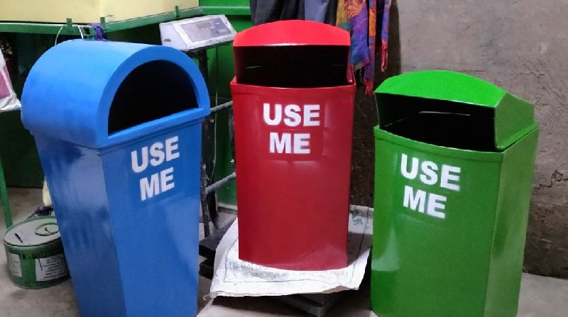 Dustbin With Stand