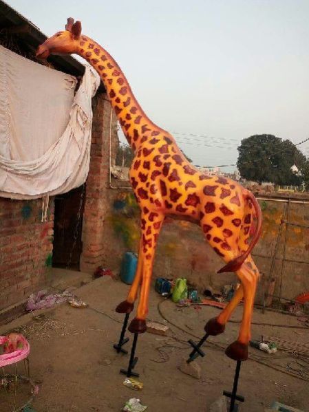 Giraffe Statue