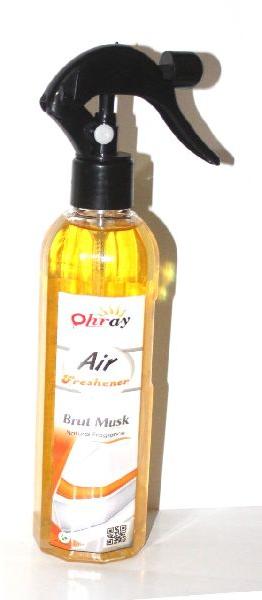 Brut Musk Air Freshener, for Car, Office, Room, Form : Liquid