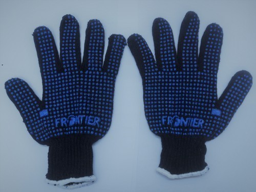 Polka Dotted Hand Gloves