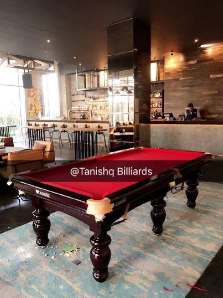 Rectangular Natural Wooden Polished Sports Club Pool Table, For Playing Use, Base Color : Black, Brown