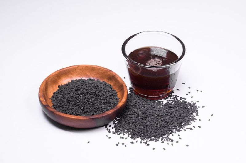 Black Sesame Oil, Feature High In Protein, Rich In Vitamin, Packaging