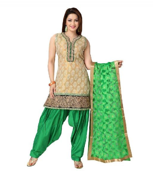 Printed Georgette Ladies Party Wear Suits, Feature : Comfortable