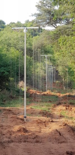 Hanging Solar Fence