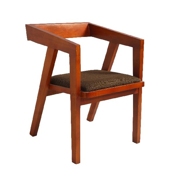 Polished Wooden Fancy Chair, for Home, Office, School, Feature : Easy To Place, High Strength