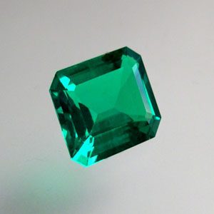 Emerald gemstone, Size : .50-3 carats