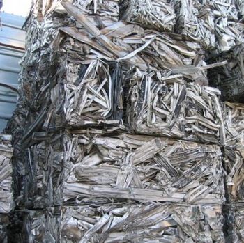 Aluminum Scale Aluminium Scrap 6063 Extrusions, Packaging Type : Grey