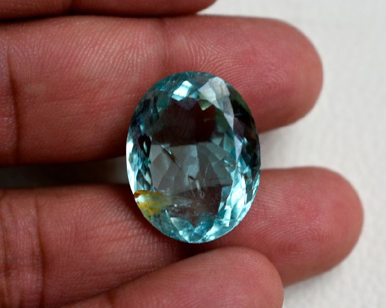 Faceted Aquamarine Gemstone