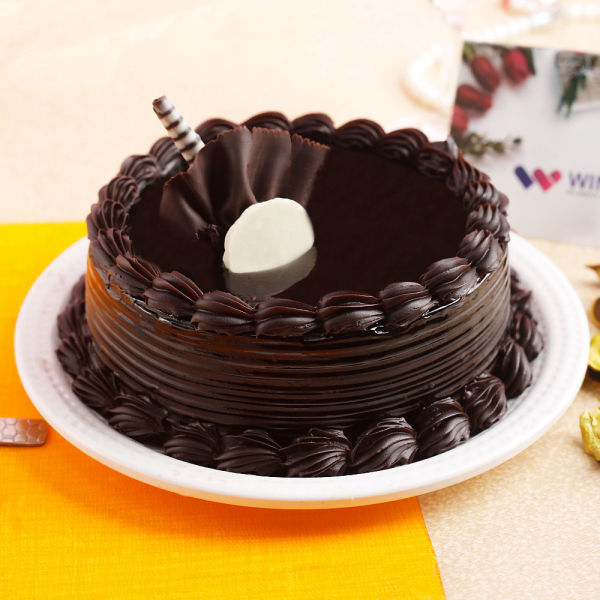 Chocolate truffle cake, Packaging Type : Paper Box