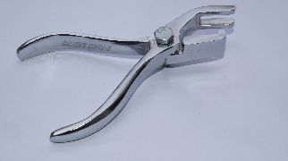 Mild Steel Sealing Plier (SS-64), Size : Standard