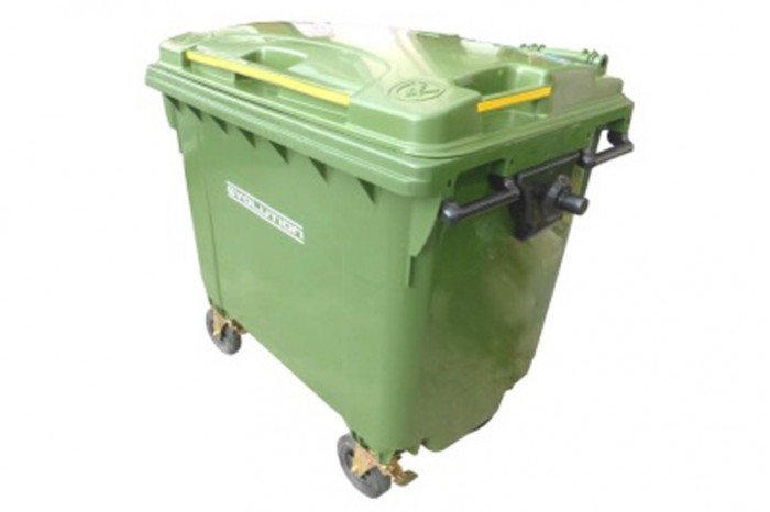 Square.Rectangular Wheeled Plastic Garbage Bin, for Outdoor Trash, Feature : Durable