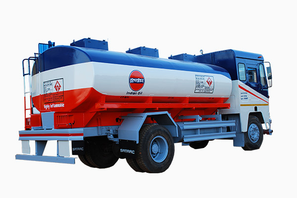 Powder Coated Metal Petroleum Tanker Truck, Capacity : 1000-2000ltr