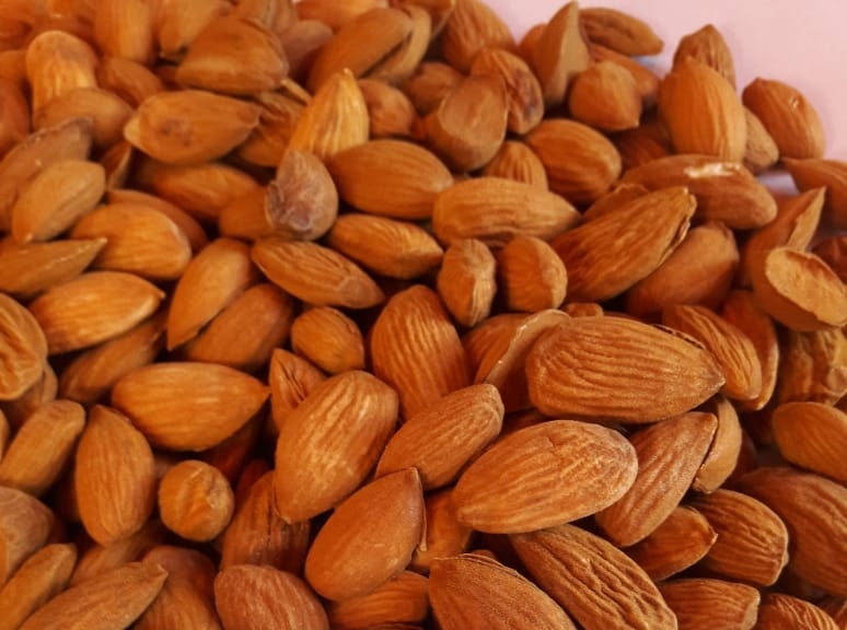 Kashmir Almond Kernels. 1200 per kg