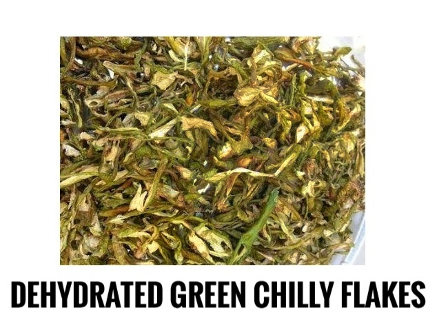Common Dehydrated Green Chili Flakes, for Fast Food Corners, Home, Restaurants, Feature : Eco Friendly