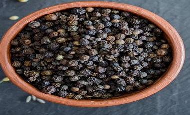 Organic black pepper seeds, Certification : FSSAI Certified