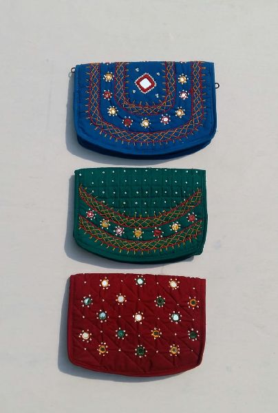 Handicraft attractive lady purse, Shape : Square