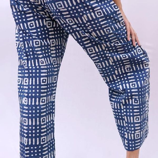 Buy MAX Girls Printed Trousers from Max at just INR 4490