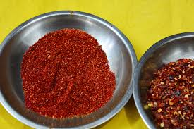 Natural Pizza Chilli Flakes, for Cooking Use, Form : Powder
