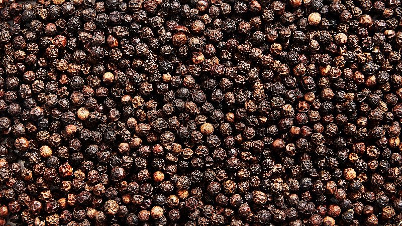 Black Pepper Seeds, Color : Brown