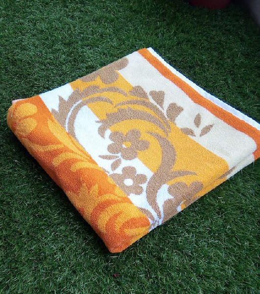 Rectangular Cotton Designer Bath Towel, for Bathroom Use, Pattern : Printed