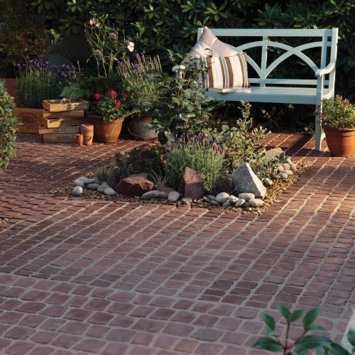 Mandana Red Sandstone Cobbles