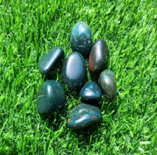 Polished Bloodstone Tumbled Stone, Feature : Attractive Look