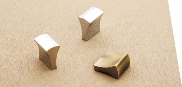 Polished Rectangular Drawer Knobs, for Doors, Feature : Attractive Pattern, Highly Durable