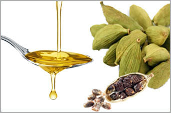 Cardamom Oil, for Cooking, Medicnes, Feature : Antimicrobial Nature, Gives Skin Radiance