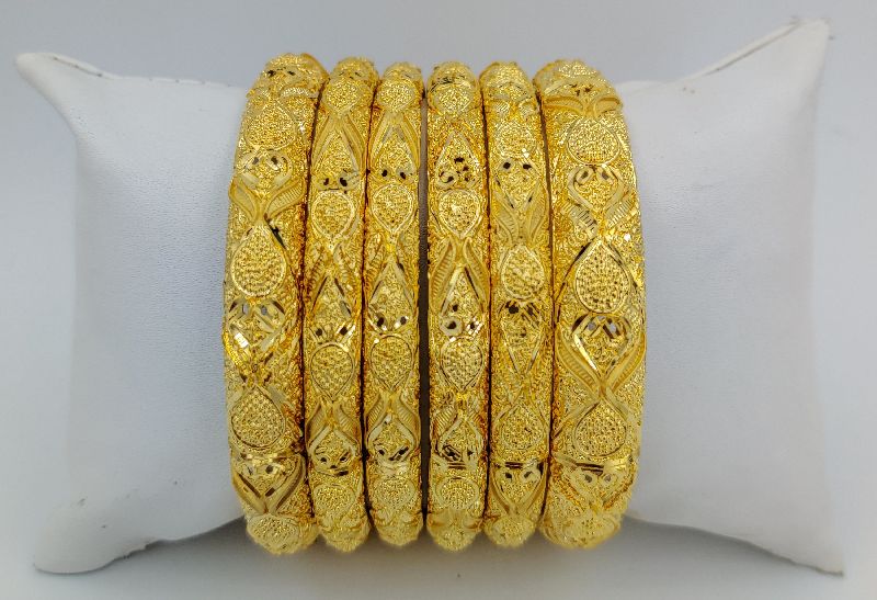 Golden 6 PC Forming Bangles 11 at best price INR 1,450 / Set in Mumbai ...