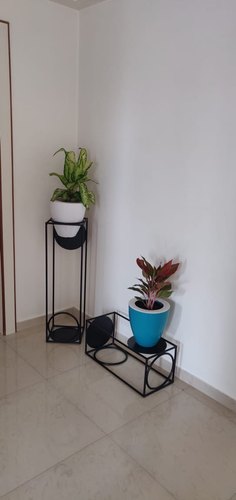 Pots Stand