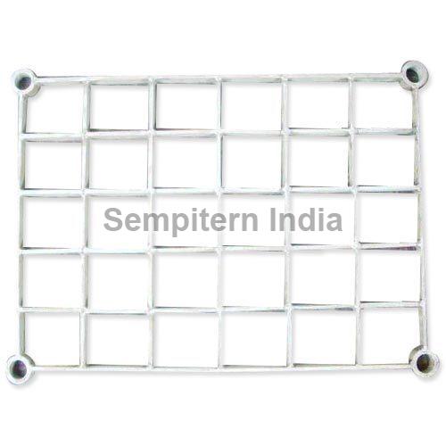 Fabricated Tray For SQF, Color : Grey