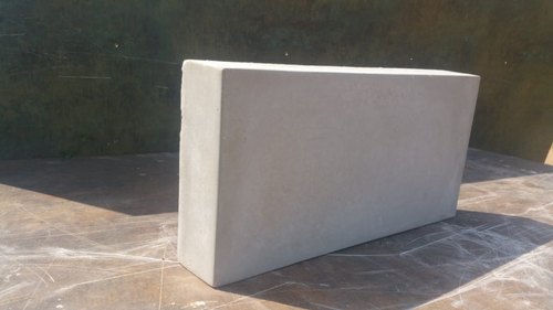 Rectangular Cement Polished Grey Kerb Stone, for Flooring, Pattern : Plain
