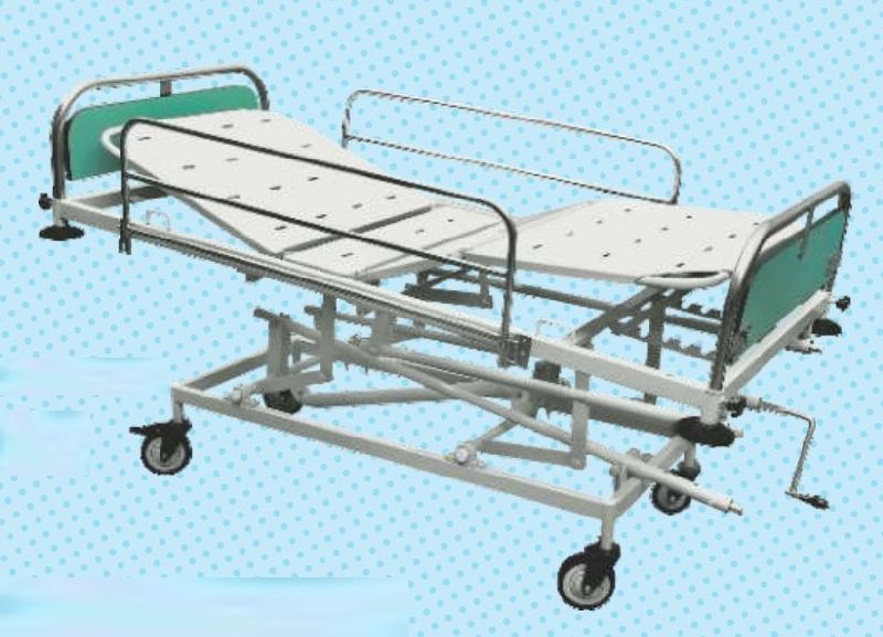 Rectangular Polished Iron Deluxe Manual ICU Bed, for Hospital, Size : Standard