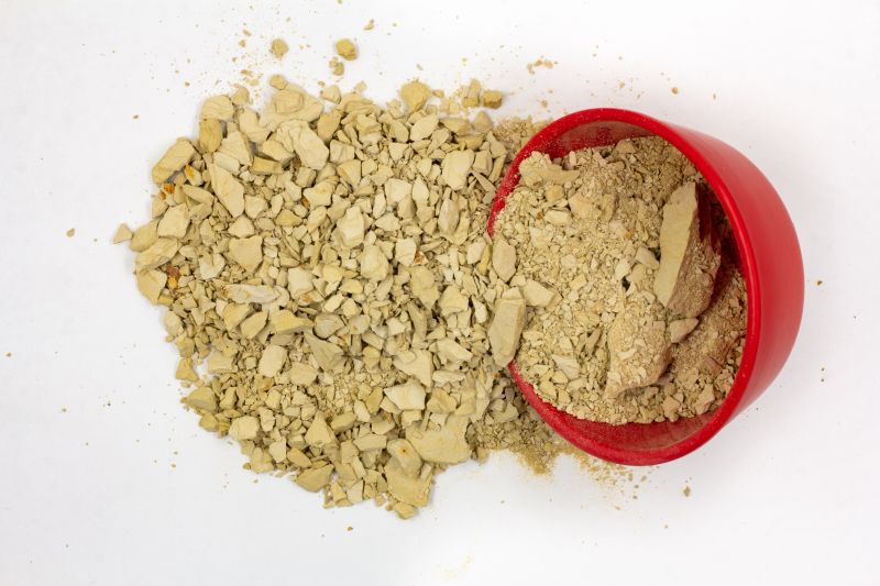 IOP Grade Bentonite Powder, for Decorative Items, Gift Items, Making Toys, Feature : Moisture Proof