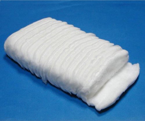 Zig Zag Cotton Roll, for Medical Use, Feature : Disposable, Flawless Finish, High Quality