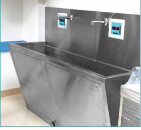 Polished Steel Surgical Scrub Sink, Feature : Anti Corrosive, Durable, High Quality, Shiny Look