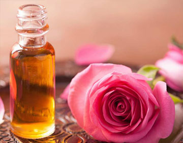 Rose oil, for Cosmetics, Medicals Use, Feature : Good Quality, Nice Fragrance