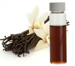 Vanilla Oil, for Aromatherapy, Cosmetics, Fragrances, Purity : 100%
