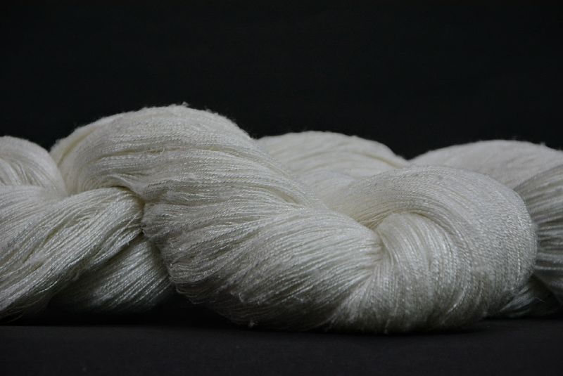 27/1 100% Silk Yarn, for Making Garments, Pattern : Plain, Stripes