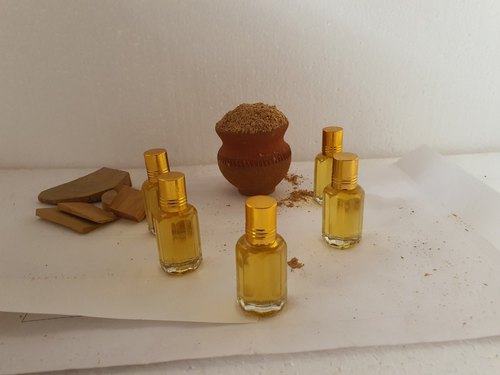 Sandalwood Oil, Packaging Size : 10 ml
