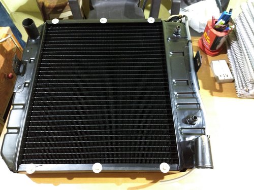 Godrej Forklift Radiator, Color : BLACK