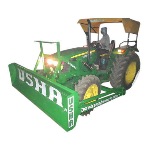 Per Machine Tractor Dozer 4 Wheel Drive at best price INR 90,000 / 1