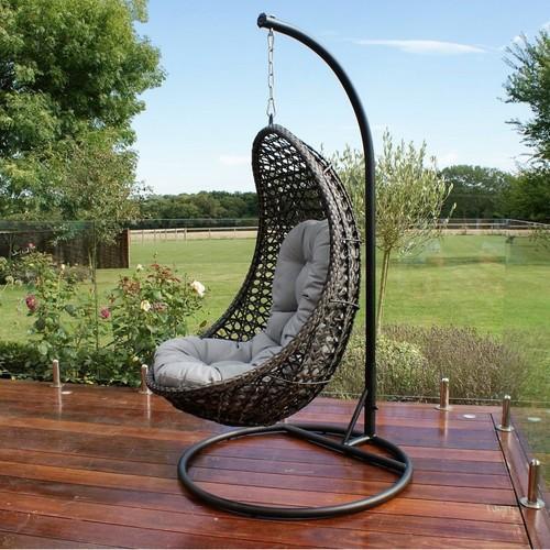 Polished Hanging Garden Rocking Chair, for Banquet, Home, Hotel, Office, Restaurant, Style : Contemprorary