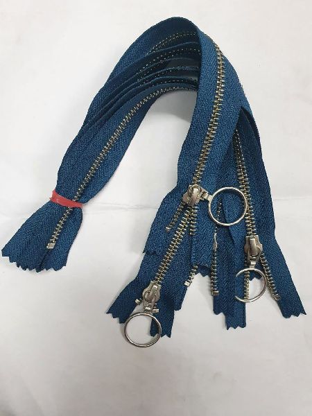 Nickel Brass zippers, for Garments, Bag, Specialities : Long Lasting, High Strength, Good Quality