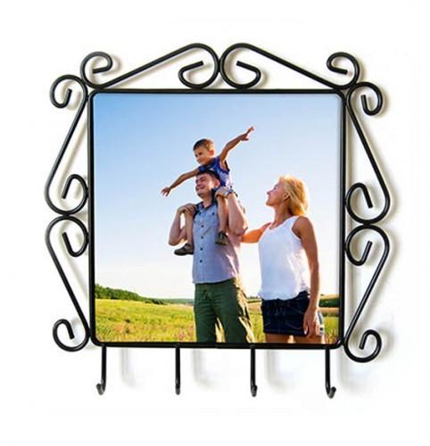 Iron Picture Frame, for Stylish Look, Perfect Shape, Elegant Design, Width : 3 Feet, 4 Feet